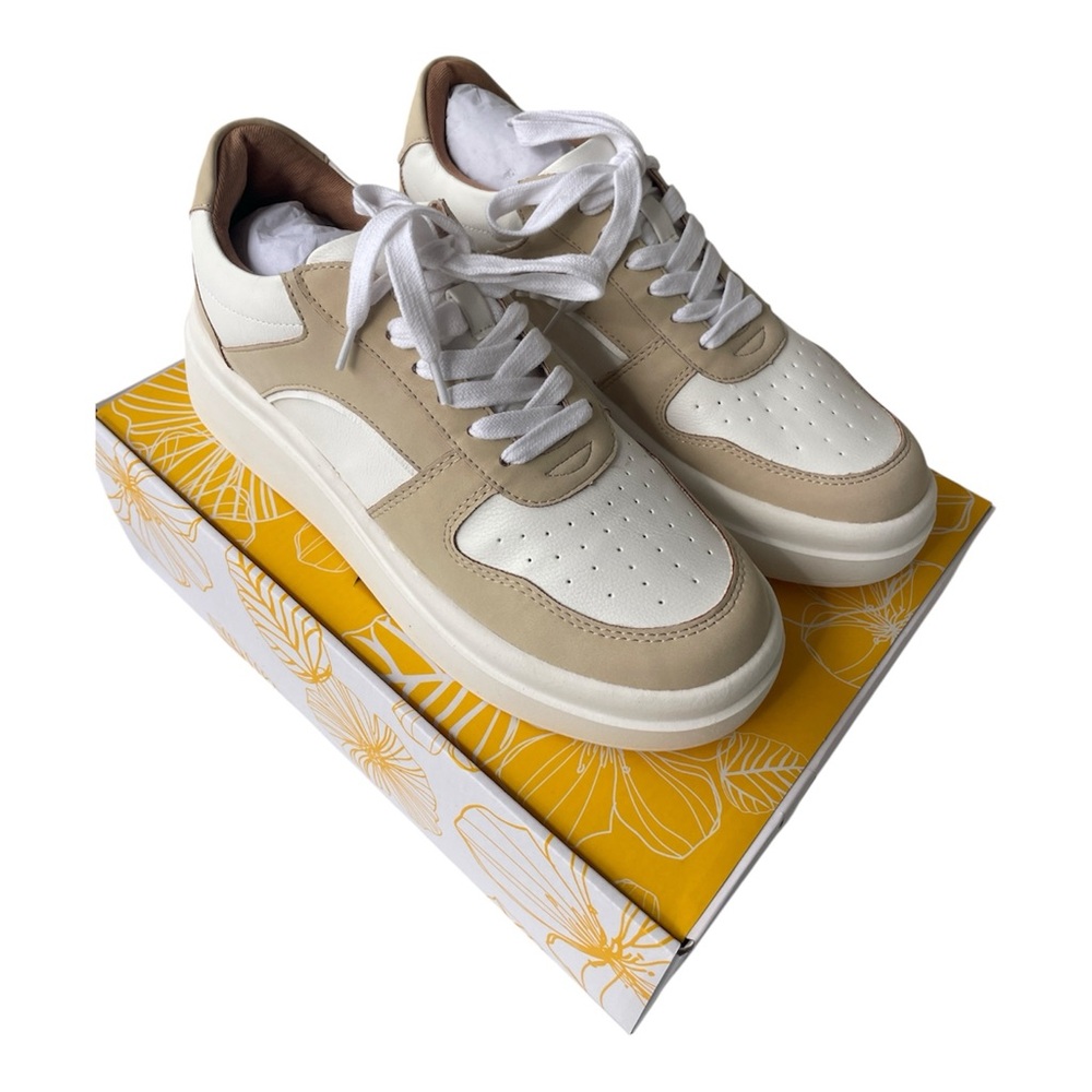 Yellow Box Emma Faux Leather Lace-Up Sneaker Natural Woman's 8.5 NIB
